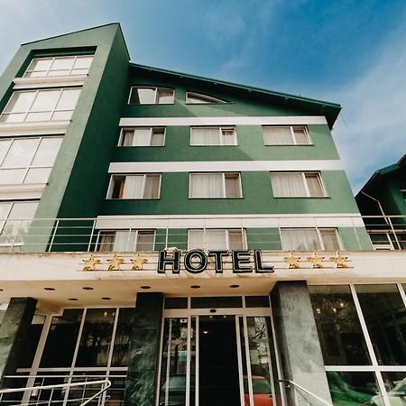 Hotel Atlantis Tulcea Esterno foto